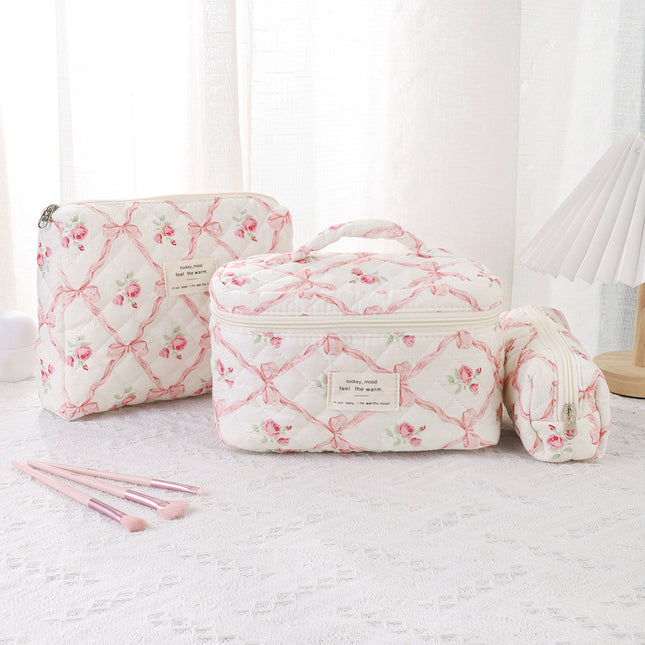 New Cotton Large Capacity Cosmetic Bag Women's Niche Portable Wash Storage Bag Cross-border Small Floral Cute Quilted Bag