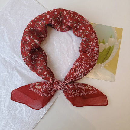 Printed Square Scarf / Foulard Carré Imprimé