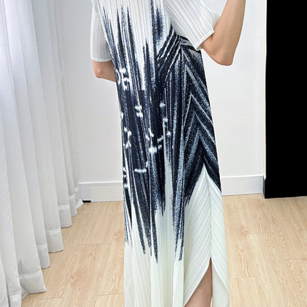 Miyake Classy Printed Skirt for Women 2023 Summer New Niche Age-Reducing Loose Pleated Round Neck Short-Sleeved Dress
