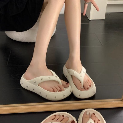 Fairy-Style Thick-Soled Flip-Flops for Women 2026 New Summer Outdoor Wear Height-Increasing Beach Anti-Slip Seaside Sandals