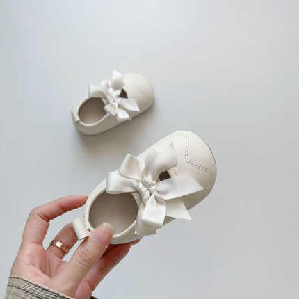 0-2 Years Old Winter Cute Baby Toddler Shoes with Fleece Lining, Warm Rubber Sole, Non-Slip Soft Sole, Bowknot, Korean Style Baby Shoes
