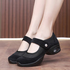 Black / 35