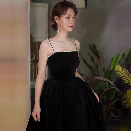 Black Dress 2025 New Dinner Annual Meeting Birthday Party Hepburn Style Suspender Dress Pearl Mini Dress