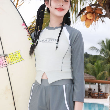 Retro Dopamine Swimsuit Women's Split Long-sleeved Sunscreen 2025 New High-end Girl's Slim Belly-Covering Swimsuit