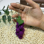 Purple grapes (1 piece)