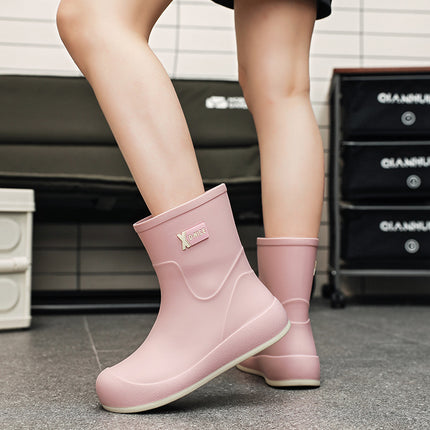 Cross-Border Fashion Rain Boots for Women, Short-Tube Soft-Soled Comfortable Korean-Style Versatile Water Shoes, Outdoor Camping Shoes, Waterproof Car Wash Shoes