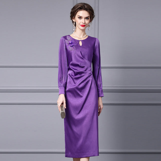 Zhili Purple Feminine Dress with Three-Dimensional Floral Decoration, Pleated Waist, and Bodycon Skirt That Accentuates the Figure, Spring 2026