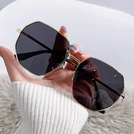 Metal Polygonal Anti-Uv Sunglasses for Men and Women, Fashionable and Versatile, Travel Photography, Sun Protection Glasses