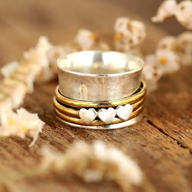 Retro Punk Style Carved Wide Body Ring Three Hearts Two-Color Ring Personalized Trendy Cool Men and Women Same Style Jewelry Batch