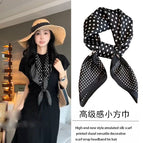 114 # Square towel 70cm