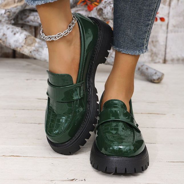 Foreign trade shoes 2024 winter new British style Joker thick bottom round head stone pattern pedal loafers wholesale