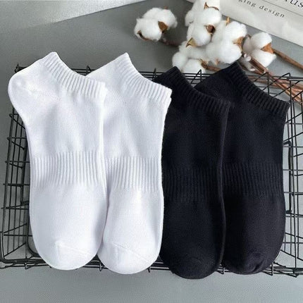 Socks men's deodorant sweat-absorbent spring and summer thin cotton short tube socks black and white stockings Zhuji socks wholesale