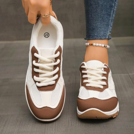 2025 Autumn and Winter New Mesh Casual Shoes Lace-Up Large Size Student Sneakers Lightweight White Shoes in Stock Wholesale