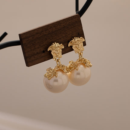 Ear-less Earrings French Vintage Court Style Metal Pearl Pendant Earrings Fashionable Personalized Mosquito Incense Plate Earrings for Women