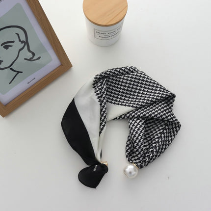 Pearl Magnetic Buckle Small Silk Scarf for Women 2025 New Spring Scarf Neck High-End Matchinging Neck Accessories Neck Scarf