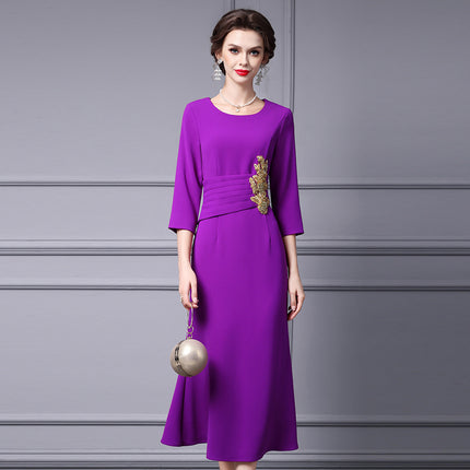 Zhili Middle and Old Beautiful Mother dress Long High-end Western-style Purple Heavy-industry Nail Drill Slim Light Dress