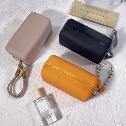 Ready-Made Silicone Cosmetic Bag, Waterproof and Dustproof Storage Bag, Large-Capacity Travel Silicone Cosmetic Bag, Foldable and Easy to Clean