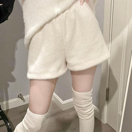 Mink Velvet Shorts White Cute, Gentle, Loose and Slim Women's Autumn and Winter Plush Elastic Versatile A-Line Wide-Leg Shorts