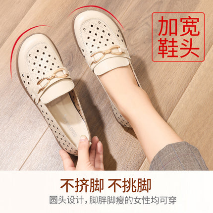 Mom's Shoes for Middle-Aged and Elderly Women, Summer 2026 New Style, Soft-Soled Leather Shoes, Breathable Non-Slip Sandals