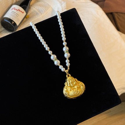 Gold-Plated Necklace for Women, Vintage Fashion Versatile Pendant with a High-End Design Sweater Chain Clothing Accessory