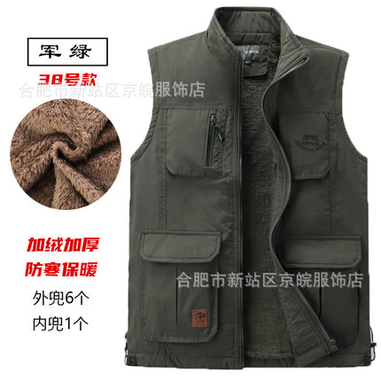 Winter clothing warm vest men's multi-pocket and velvet thickened leisure vest outdoor travel mountaineering outdoor winter wear cold clothing