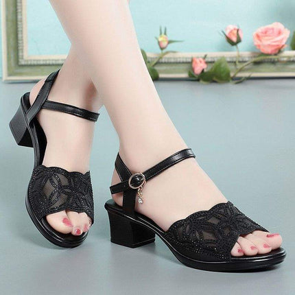 2025 New Women's Soft Sole Thick Heel Women's Shoes Medium Heel Women's Large Size Leather Sandals
