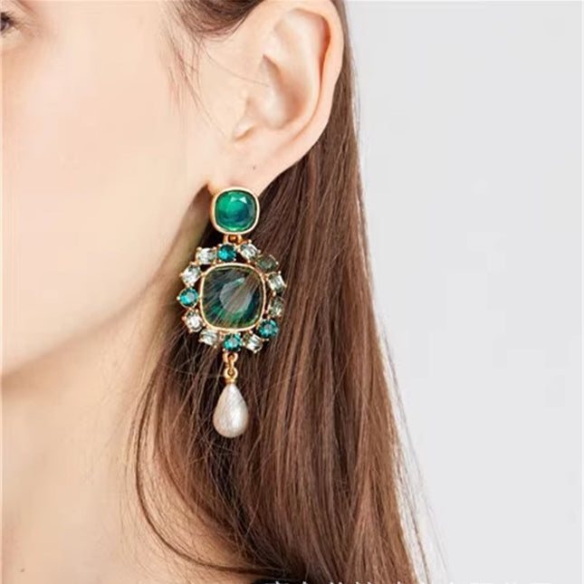 Oscar European and American Retro Colorful Palace Style Niche Design Glazed Baroque Pearl Earrings Medieval Earrings for Women