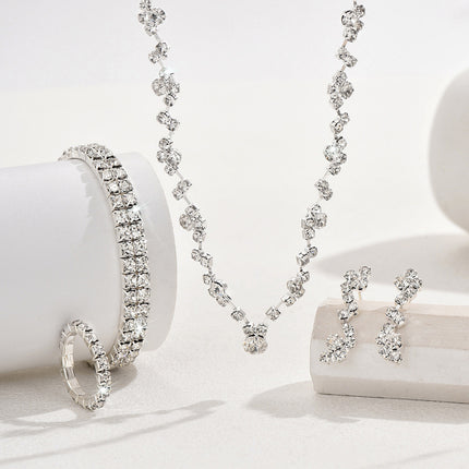 Simple Exquisite Hot-selling Claw Chain Necklace Earrings Bracelet suit Three-piece Set Full Diamond Clavicle Chain Dinner Dress Accessories