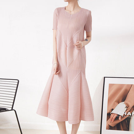 French style light luxury cold style women's clothing High sense dress design pleated profile short sleeve cake princess skirt
