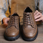 Brown / 39