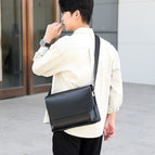 Black horizontal large bag