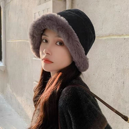 Autumn and Winter Fur Bucket Cap Women's Ear Protection Warm Cycling Lei Feng Cap Japanese Big Head Wai Face Small Mongolian Cap