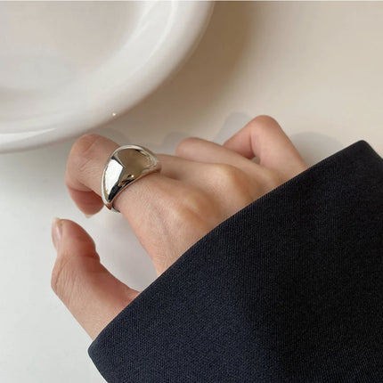 Simple smooth oval ring ins niche titanium steel index finger can't quit colored female ring small wholesale