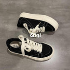 Black / 35
