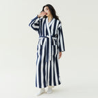 Blue and white striped rice velvet robe / M