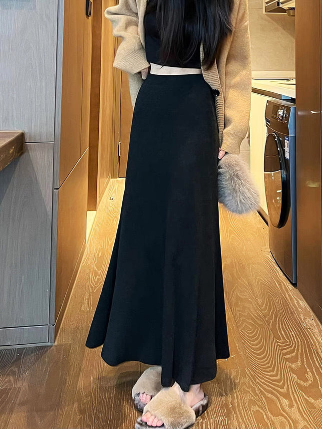 Gray Fishtail Skirt for Women, Autumn and Winter Long Skirt, Versatile Elegant, A-Line Hip-Covering Slimming Look Knitted Skirt, Mid-Length Skirt