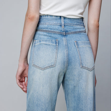 High-Quality 2026 Women's Jeans for Spring, Light Luxury Texture, Premium Denim Fabric, Fashionable Slimming High-Waisted Straight-Leg Pants in Three Colors