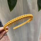 Chain teeth yellow