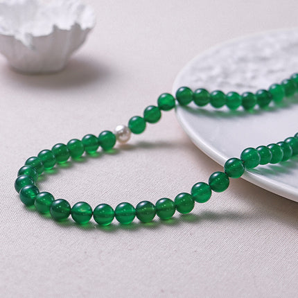 New Chinese Style Vintage Beaded Ice Green Agate Necklace Niche Fashion Short Elegant Collar Chain Woolen Chain