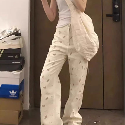 American Retro Bear Print Sweet Jeans for Women, Niche Versatile High-Waisted Floral Slimming Wide-Leg Pants, Fashionable
