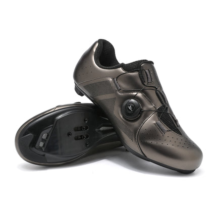 2025 Summer Pure White Road Bike Lock Shoes Set Breathable Men's and Women's Outdoor Cycling Shoes Lockless Cycling Shoes Large Size