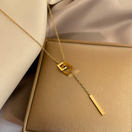Double-Layer Necklace 2024 New Women's Sweater Chain Accessible Luxury Niche Design High-End Non-Fading Clavicle Chain Accessories