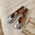 silver shoes / 38