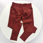 Dark brown (reddish brown) / S