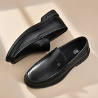 Black / 38