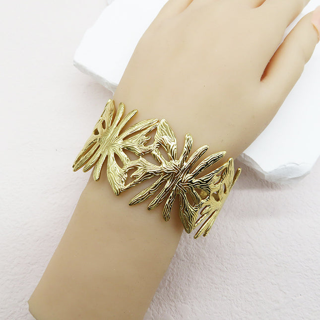 2024 New Cross-border Explosions Branch 18K Stainless Steel Open Bracelet Women's Flower Leaves Trendy Bracelet