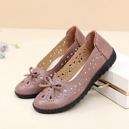 Hollow-out Leather Shoes Women's Sandals Breathable Middle-aged Non-slip Single-layer Shoes Flat Summer Mother Shoes Casual Hole Shoes for the Elderly