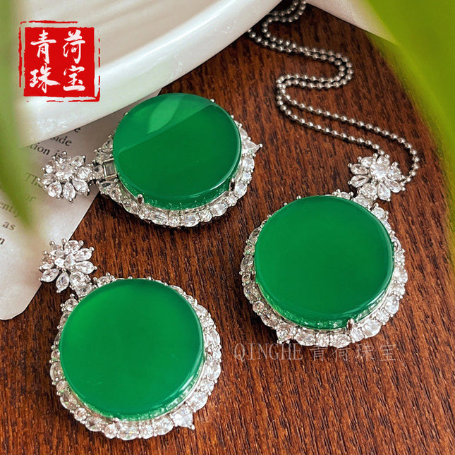 Ice Green Chalcedony Inlaid Plain Round Pendant Jade-Colored Necklace Gift for Mom, Vintage New Chinese Style