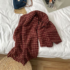 Short beard gold thread plaid red