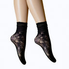 30 black pile of flower socks / Free size